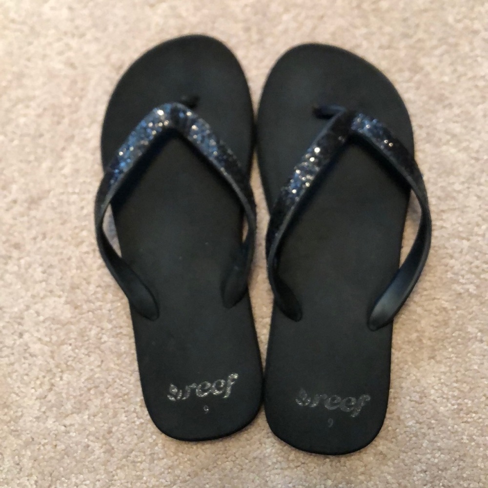Reef black sparkly flip flops